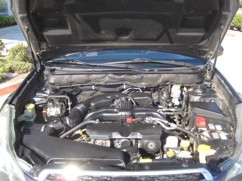 Used 2014 Subaru Legacy 2.5i Premium image 7