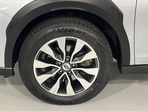 Used 2023 Subaru Outback Limited XT AWD/4WD image 8