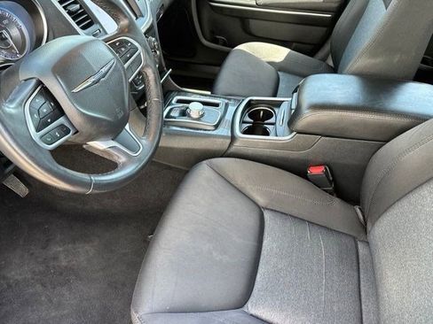 Used 2021 Chrysler 300 Touring w/ Sport Appearance Package RWD image 11