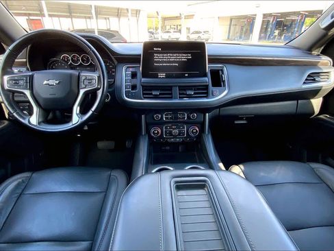 Used 2021 Chevrolet Tahoe Z71 w/ Rear Media and Nav Package image 13