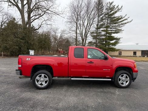 Used 2013 GMC Sierra 2500 SLE w/ SLE Preferred Package image 4