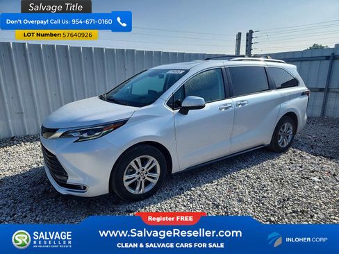 Used 2024 Toyota Sienna Platinum AWD/4WD image 1