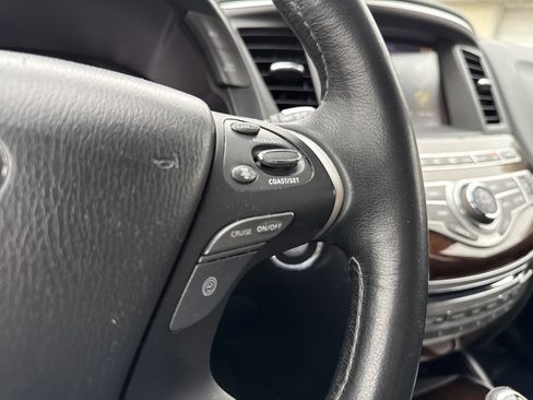 Used 2019 INFINITI QX60 Luxe w/ Sensory Package image 27