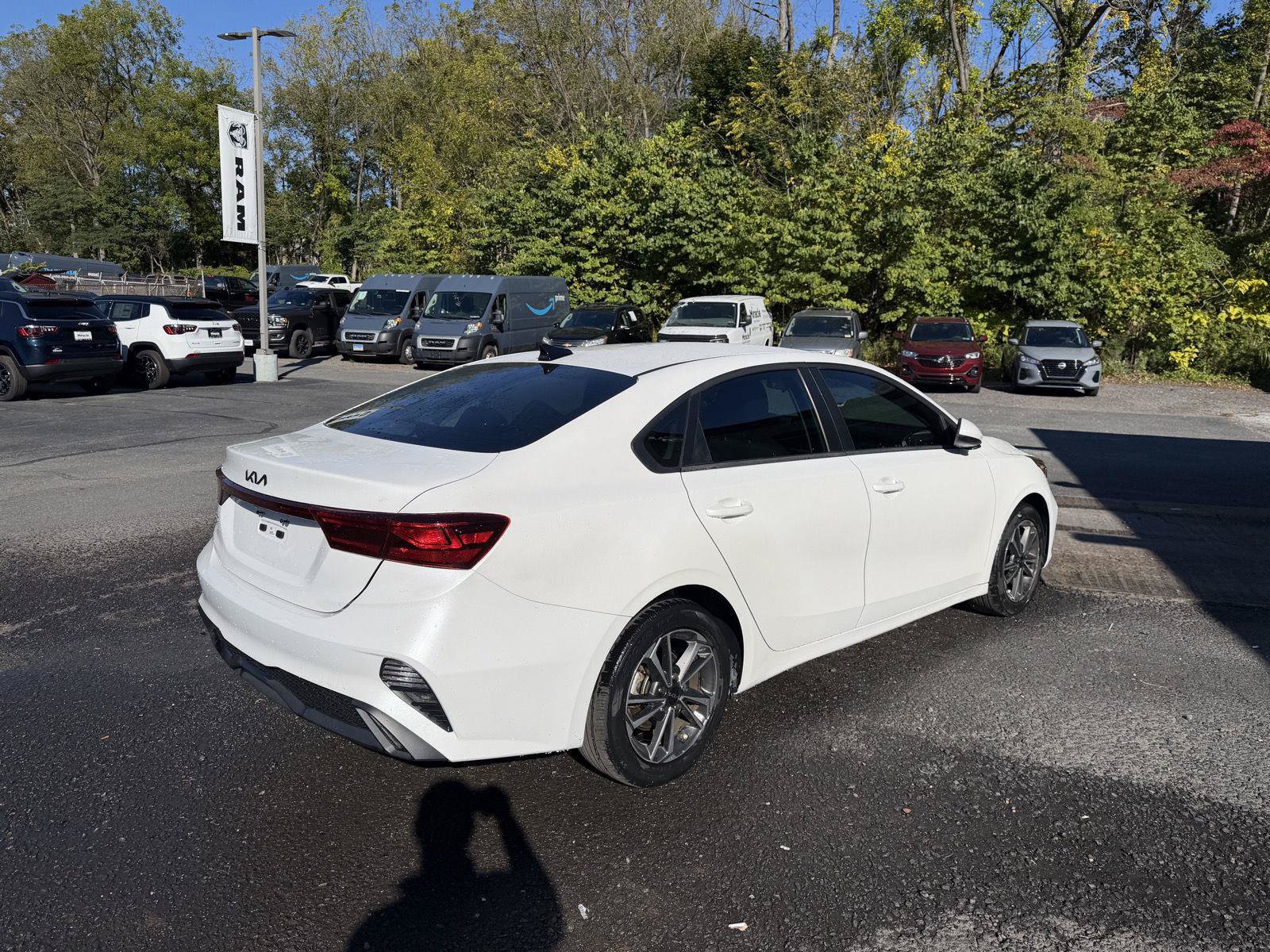Used 2024 Kia Forte LXS FWD image 5