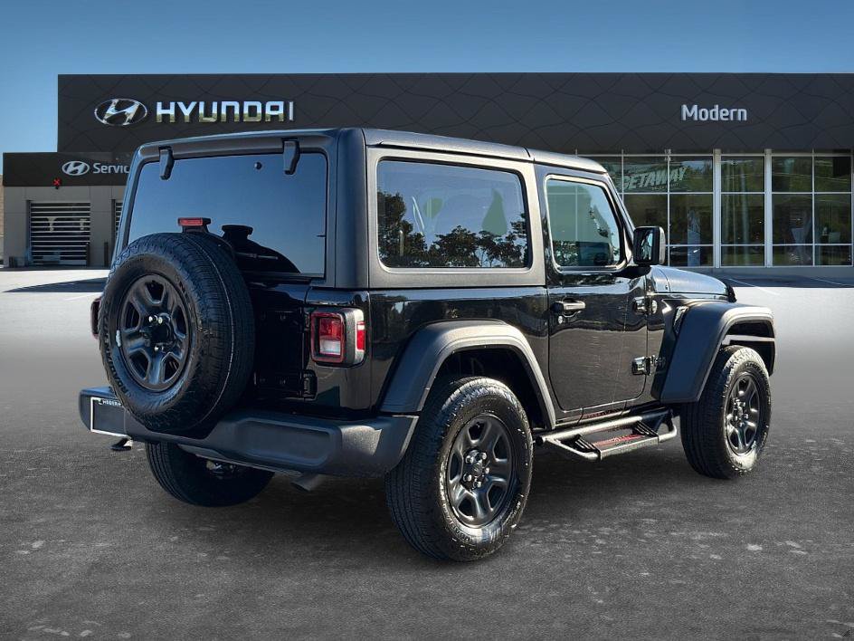 Used 2024 Jeep Wrangler Sport AWD/4WD image 4