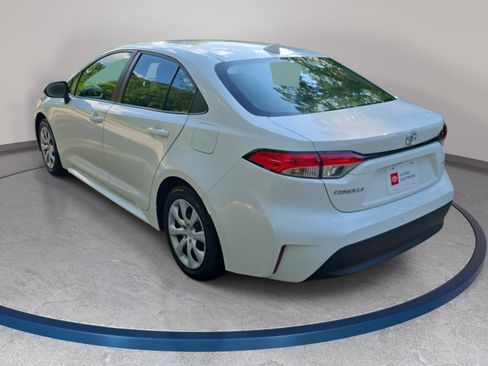 Used 2024 Toyota Corolla LE FWD image 7