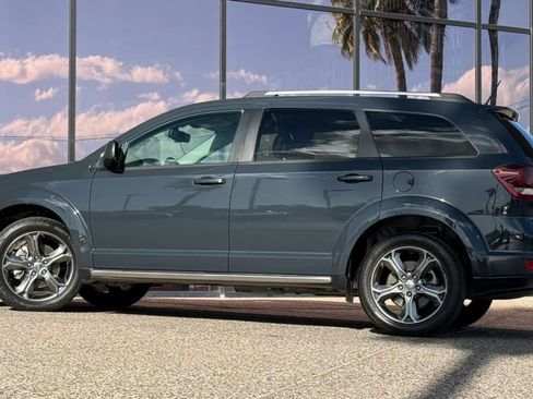 Used 2017 Dodge Journey Crossroad image 6