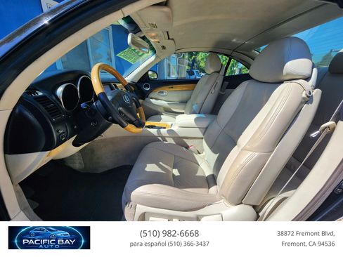 Used 2004 Lexus SC 430 Convertible RWD image 15