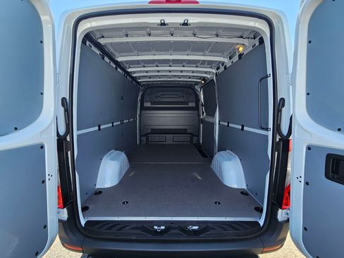 New 2026 Mercedes-Benz Sprinter 144 Cargo image 31