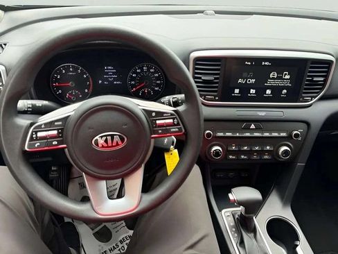 Used 2021 Kia Sportage LX FWD image 10