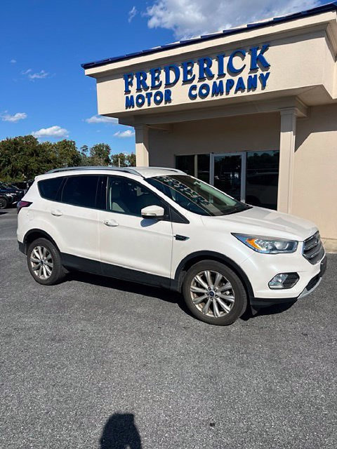Used 2017 Ford Escape Titanium AWD/4WD image 1