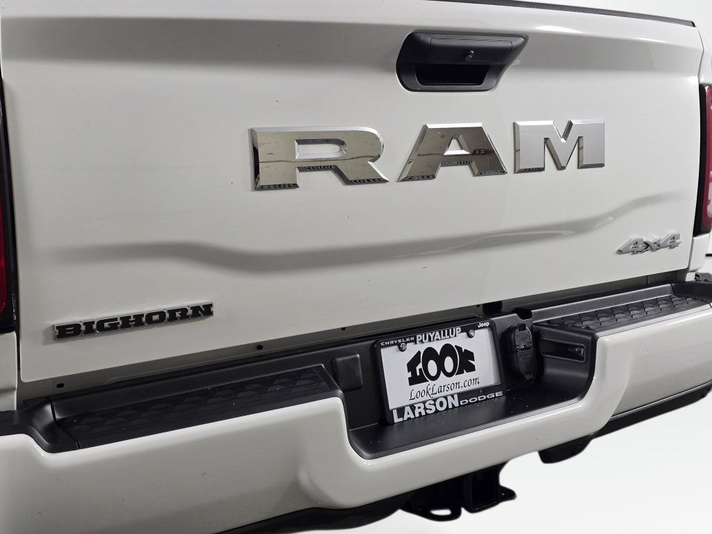 New 2026 RAM 2500 Big Horn AWD/4WD image 19