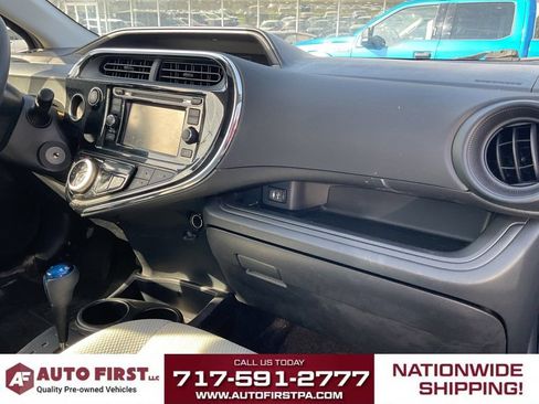 Used 2018 Toyota Prius C One FWD image 16