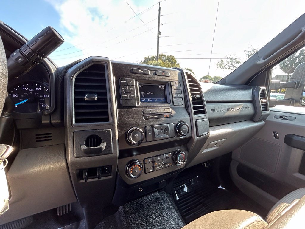 Used 2019 Ford F350 XL w/ Power Equipment Group RWD image 12