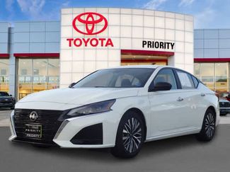 Used 2025 Nissan Altima 2.5 SV FWD video 1