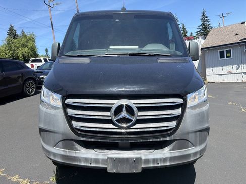 Used 2020 Mercedes-Benz Sprinter 2500 image 10