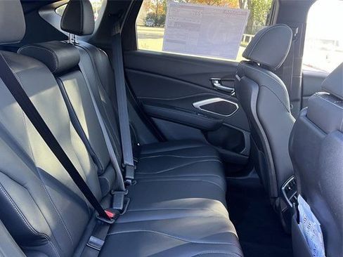 New 2026 Acura RDX SH-AWD image 32