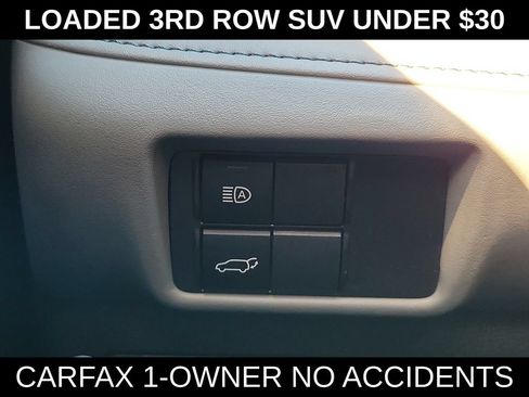 Used 2022 Toyota Highlander XLE AWD/4WD image 17
