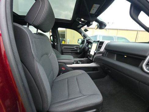 Used 2023 RAM 1500 Big Horn AWD/4WD image 15