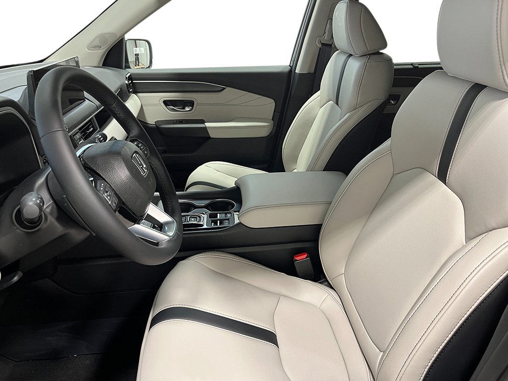 New 2026 Honda Pilot Touring image 18