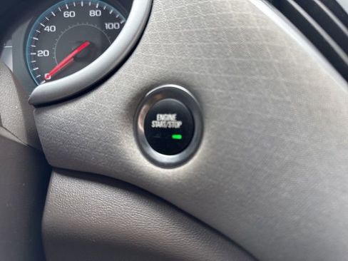 Used 2023 Chevrolet Malibu LT FWD image 18
