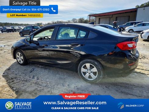 Used 2017 Chevrolet Cruze LS FWD image 3