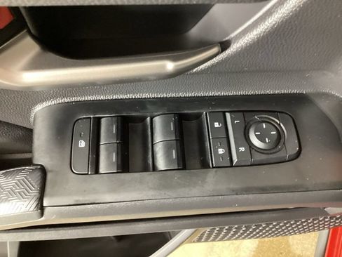 Used 2026 Toyota Tacoma TRD Sport w/ TRD Sport Upgrade Package AWD/4WD image 16
