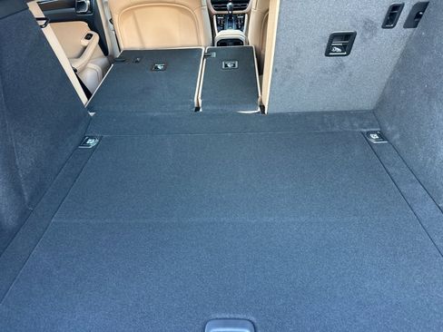 New 2026 Porsche Macan S image 15