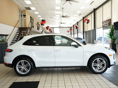 Used 2019 Porsche Macan image 17