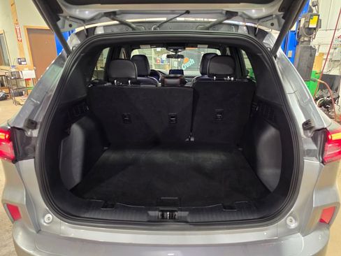 Used 2024 Ford Escape ST-Line FWD image 8