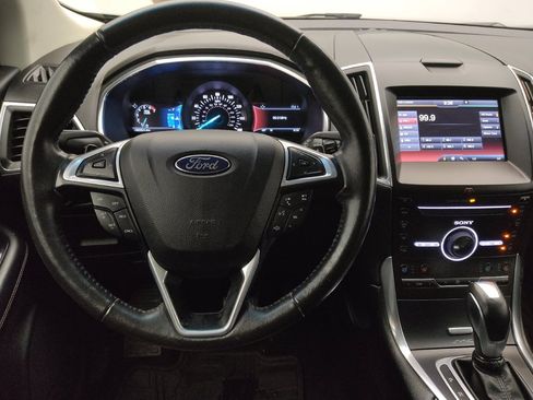 Used 2015 Ford Edge Titanium w/ Equipment Group 301A AWD/4WD image 22