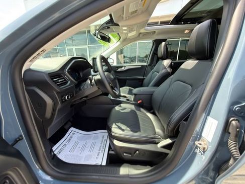 Used 2026 Ford Escape Platinum w/ Premium Technology Package AWD/4WD image 22