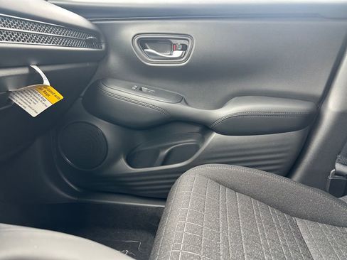 New 2026 Honda HR-V LX image 15