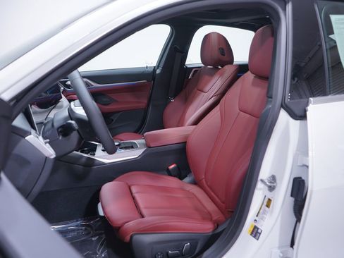 New 2026 BMW i4 xDrive40i w/ Parking Assistance Package image 7