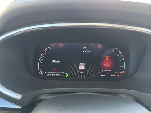 Certified 2024 Acura MDX SH-AWD w/ Technology Package image 21