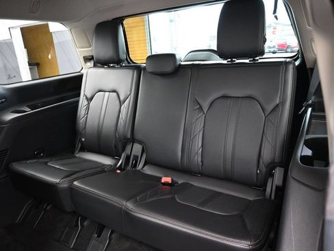 Used 2020 Ford Expedition Platinum AWD/4WD image 22