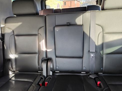 Used 2020 GMC Yukon SLT w/ Open Road Package image 19