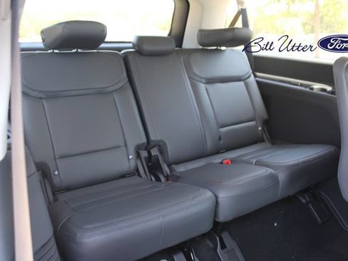 New 2027 Ford Expedition Max Active RWD image 9