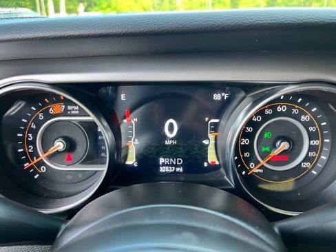 Used 2021 Jeep Wrangler Unlimited Sport image 30