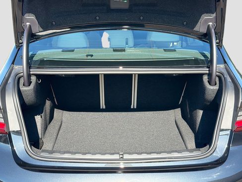 New 2026 BMW 330i Sedan w/ M Sport Package image 12