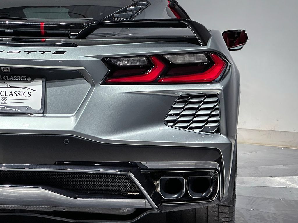 Used 2024 Chevrolet Corvette Stingray Premium Cpe w/ Z51 Performance Package RWD image 8
