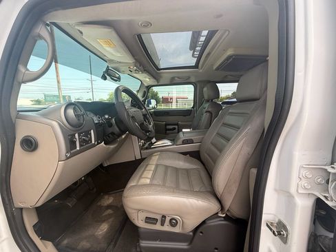 Used 2003 HUMMER H2 w/ Preferred Equipment Group AWD/4WD image 11