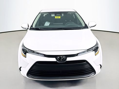 New 2026 Toyota Corolla LE image 2