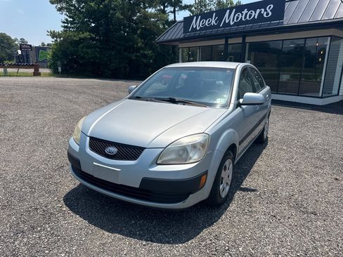 Used 2006 Kia Rio Sedan image 2