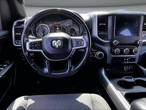 Used 2019 RAM 1500 Big Horn AWD/4WD image 9