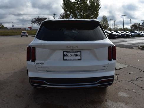 Used 2024 Kia Sorento EX image 6