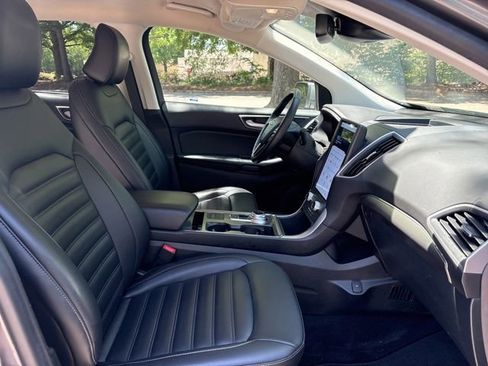 Used 2022 Ford Edge SEL AWD/4WD image 18