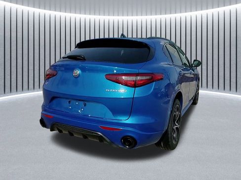 Used 2022 Alfa Romeo Stelvio Veloce image 10