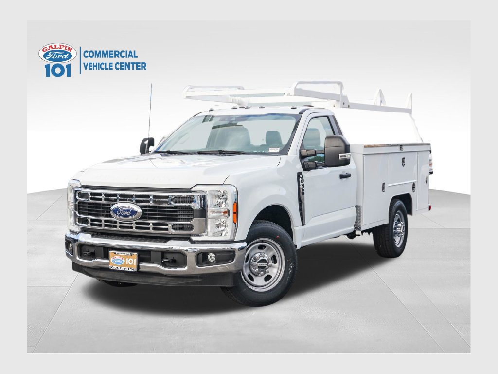 New 2025 Ford F350 XL w/ XL Chrome Package RWD 360° Tour