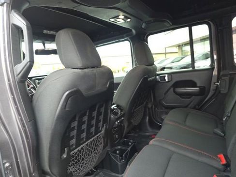 Used 2021 Jeep Wrangler Unlimited Rubicon w/ Cold Weather Group image 35